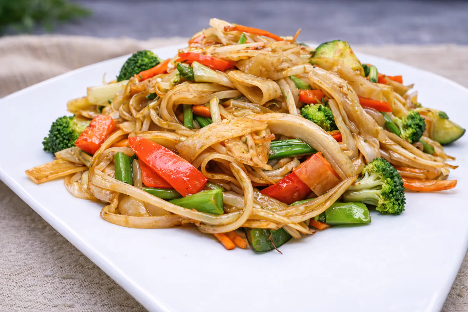 Thai rice noodles with broccoli, bell peppers and tofu at Happy Valley Wok, a Asian Restaurant in Happy Valley